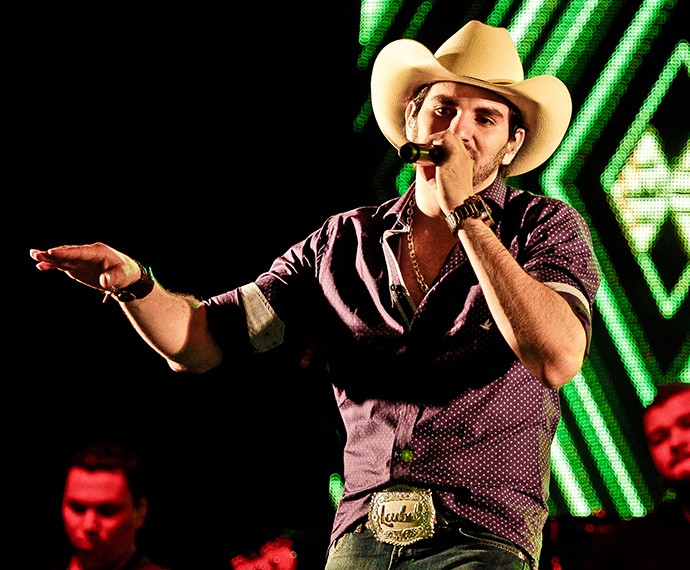 Cantor Loubet, famoso pela música Made In Roça, é uma das atrações do dia 26 de maio